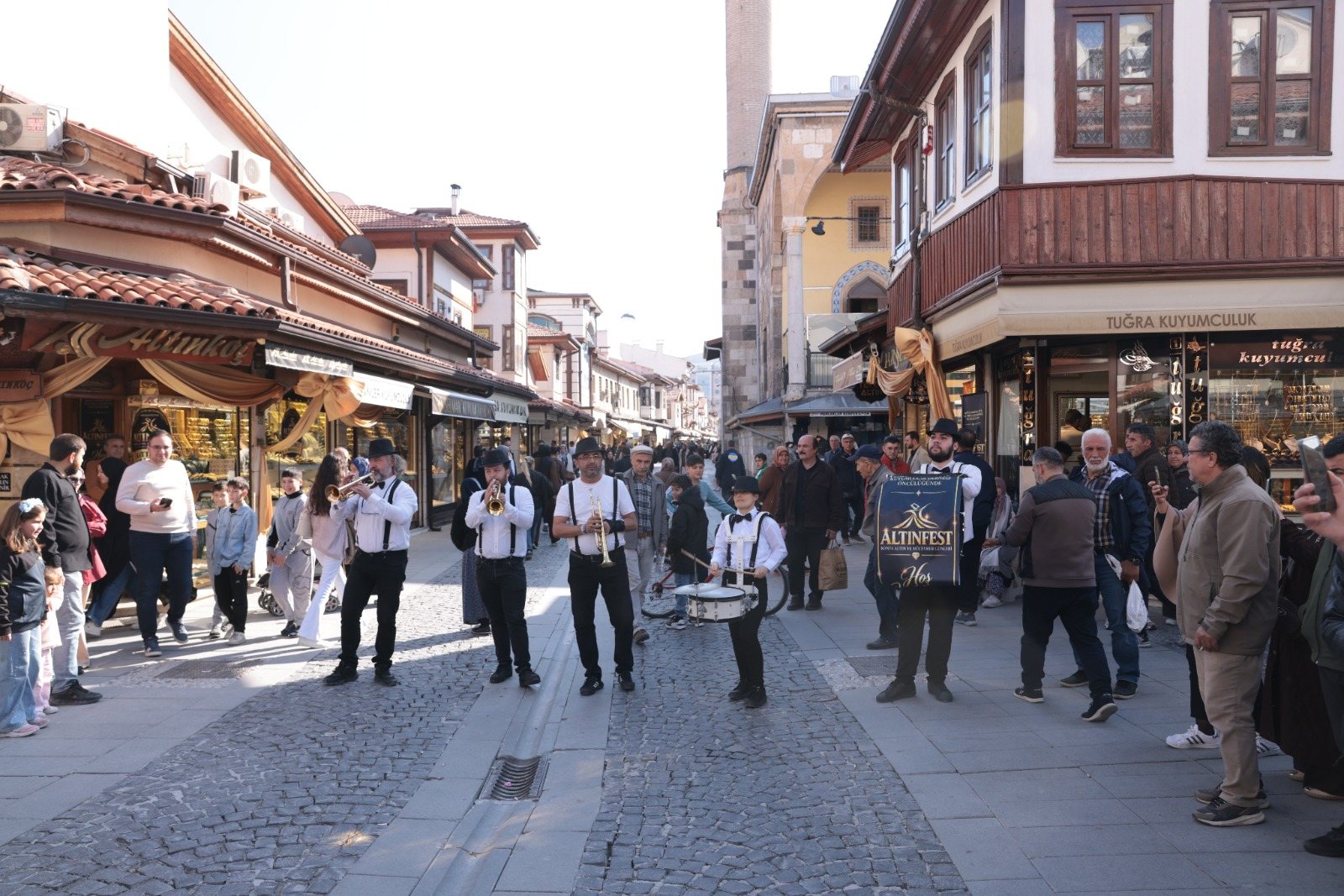 Altınfest Açılış Korteji