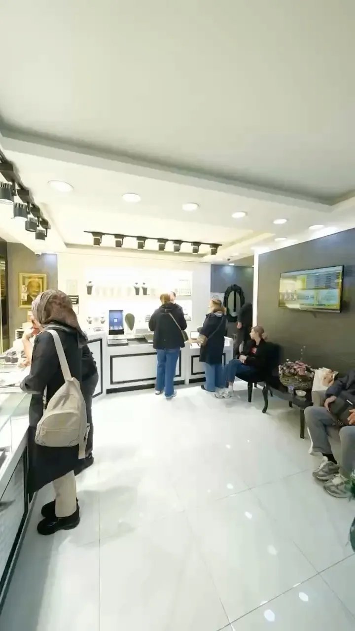 Altınfest ادامه دارد: برداشت‌هایی از فروشگاه‌های ما